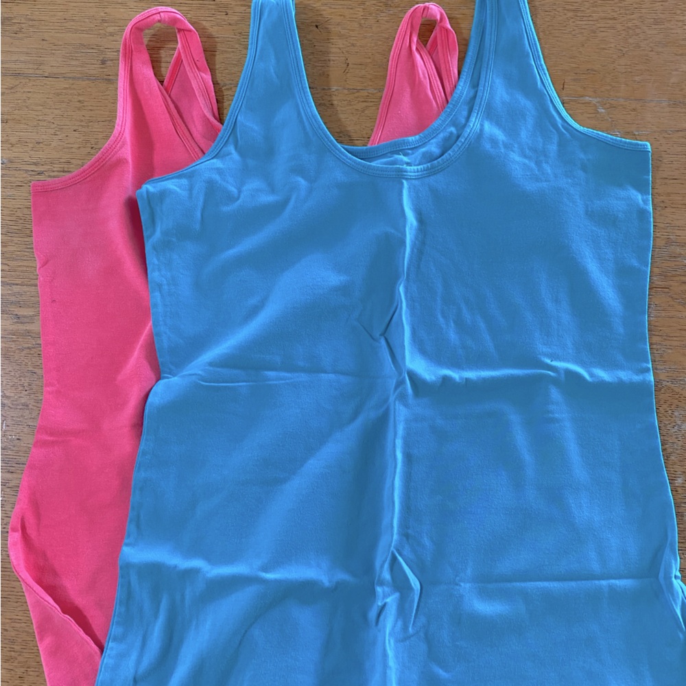 Two pack Maurice’s tanks pink and a sea foam green